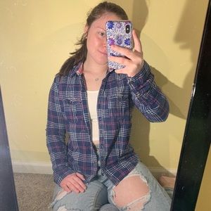 Hollister Women’s Flannel!